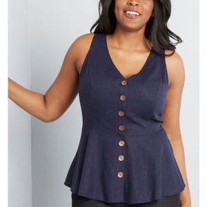 Super cute button-up, linen blend top.